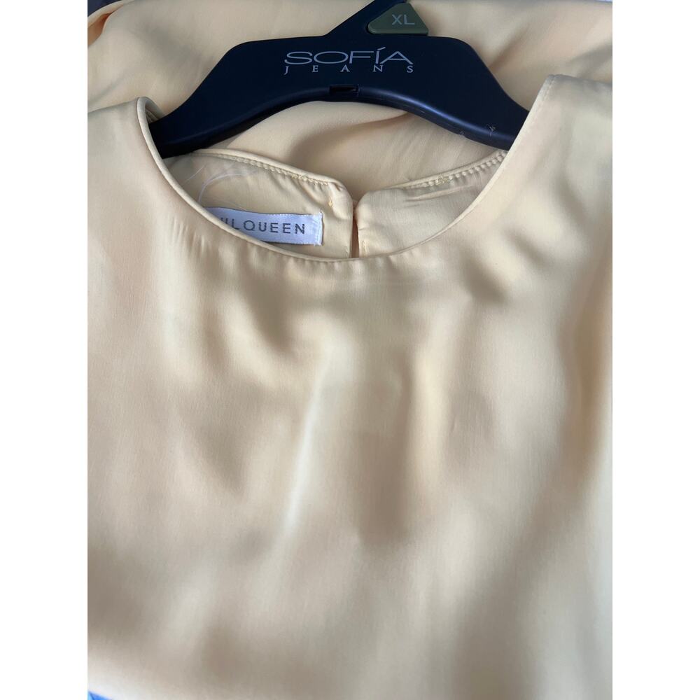Jack Mulqueen Excellent condition Women’s yellow Short Sleeve Blouse Size L. - Picture 5 of 5